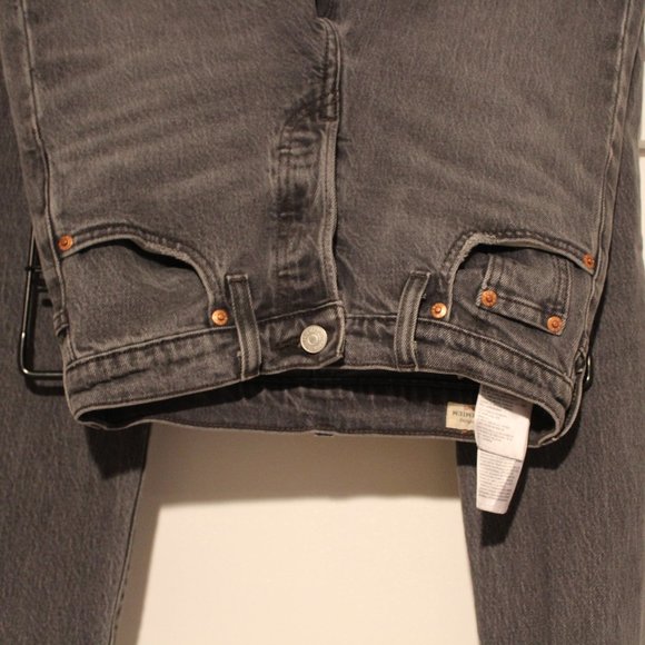 Black 501 Levi Jeans - Picture 9 of 9